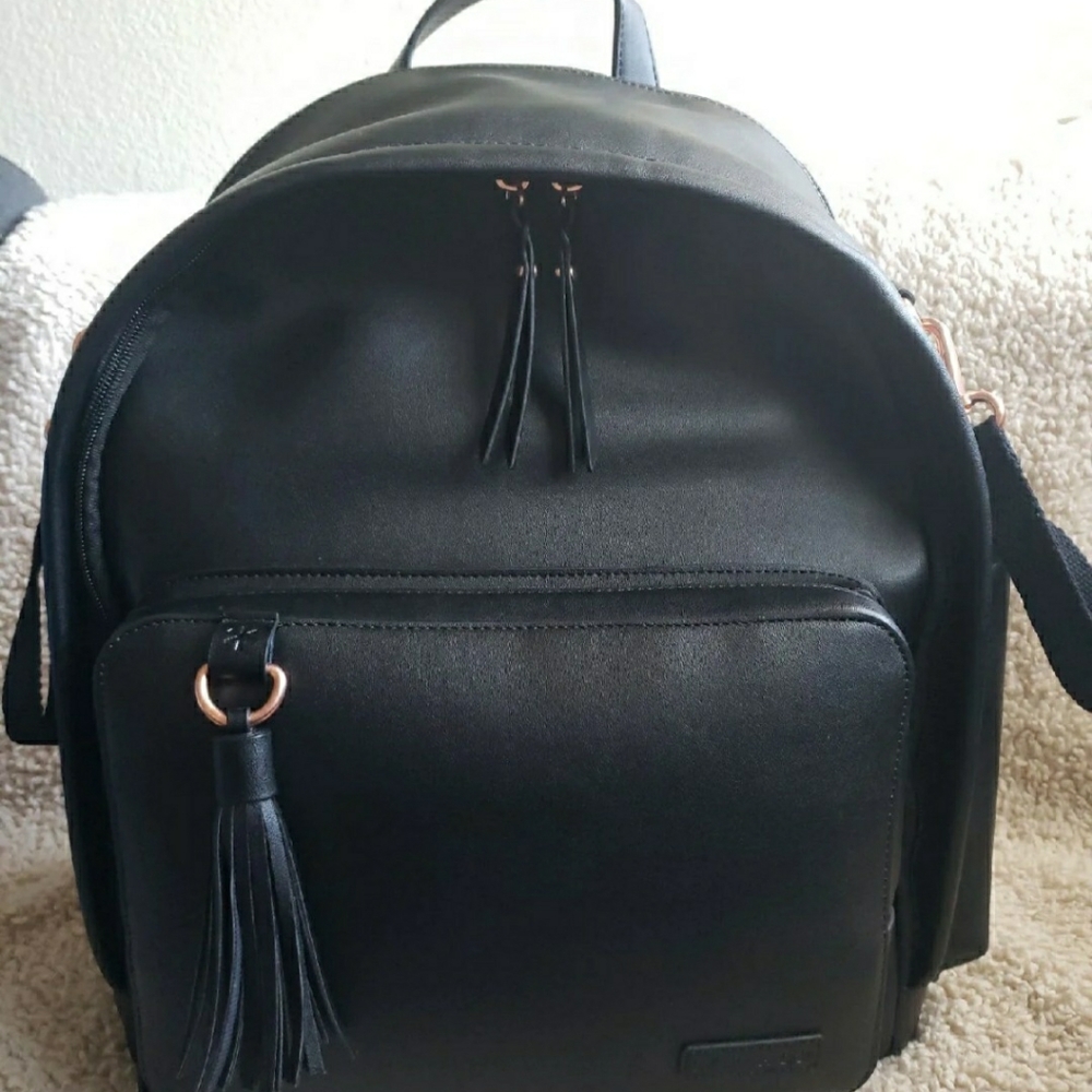 New without tags Skip Hop Greenwich Backpack